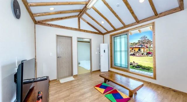 Номер Standard c 1 комнатой Stone Statue Village Hanok