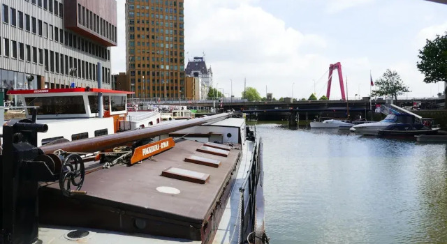 Апартаменты Boat-Apartment Rotterdam Fokkelina