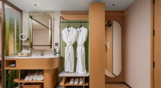 Номер Deluxe Hilton Garden Inn Kunming Railway Station South