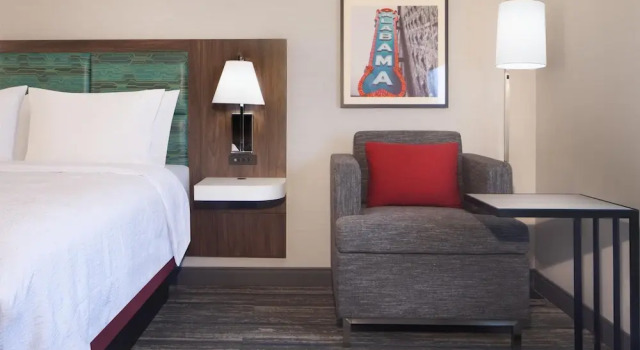 Четырёхместный номер Standard Hampton Inn Evergreen