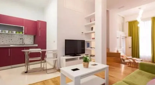 Holi-Rent Descalzos D, Забронировать Отель Отели Севильи 3 звезды, рядом с Оспиталь-де-лос-Венераблес, 3*