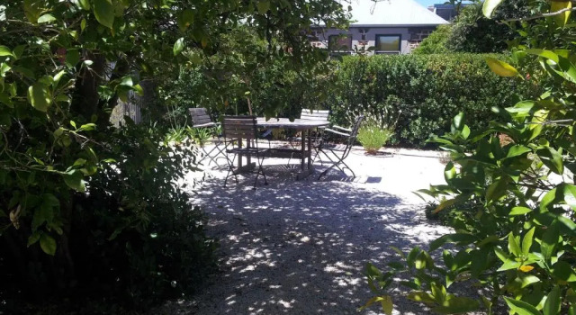 Коттедж Mataro Cottage