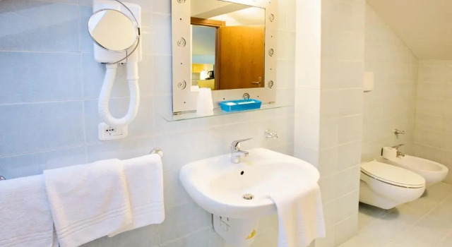 Номер Economy Lake Hotel Benaco
