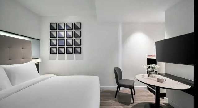 Номер Standard M Village Hotel Tôn Thất Đạm, a brand of Modern Village Lifestyle