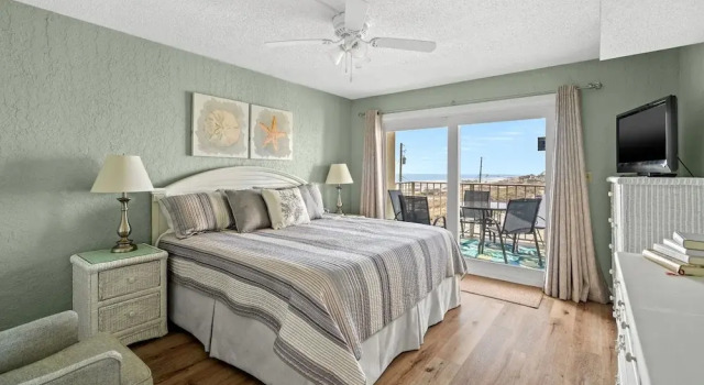 Regency Towers 304, Book Hotel Hoteller i Lower Grand Lagoon med parkering, Parkering