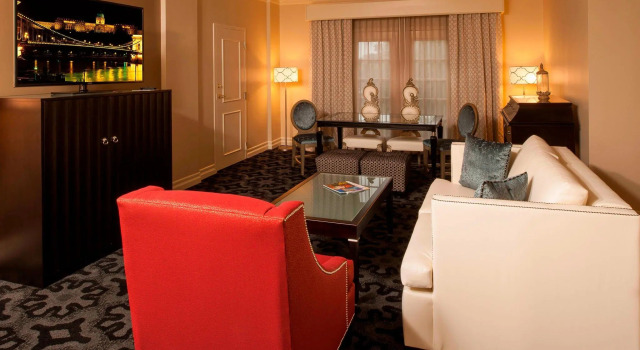 Двухместный люкс The Siena Hotel, Autograph Collection
