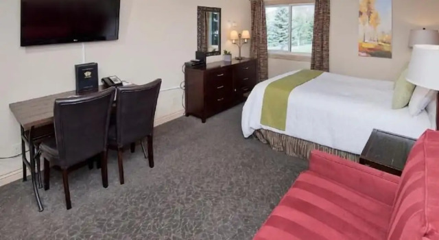 Люкс GetAways at Falcon Point Resort
