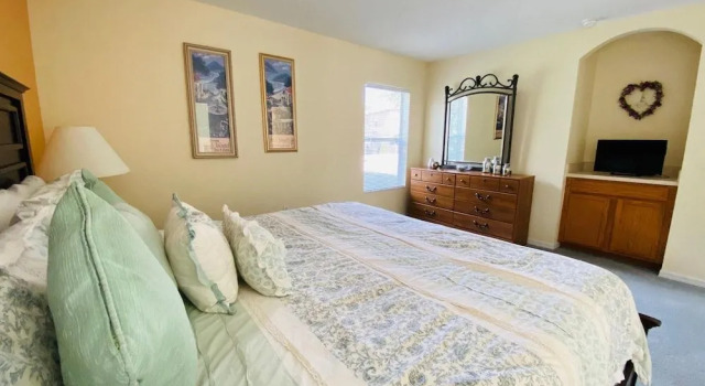 Richard's Southern Dunes Vacation Home, Забронировать Вилла Отели Lakeland - Winter Haven с парковкой, Парковка