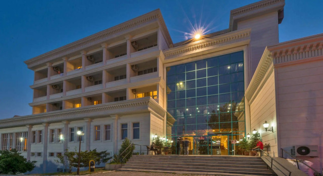 Grand Korfez Hotel, Varaa Hotelli Hotellit Marmara-alue pysäköinnillä, Pysäköinti