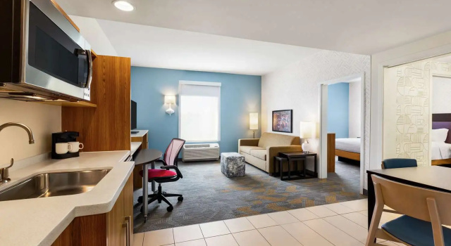 Двухместный люкс c 1 комнатой Home2 Suites By Hilton York