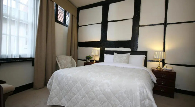 Двухместный номер Standard Crown Hotel