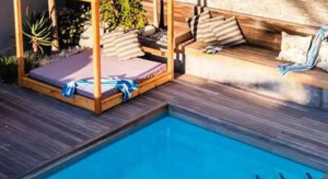 Апартаменты Stylish Penthouse w Private Pool and Parking Houghton Penthouse