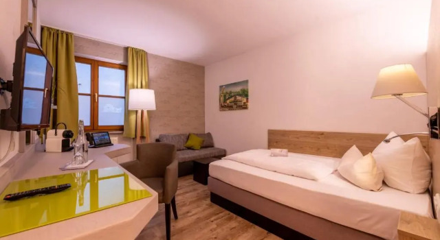 Номер Business Zur Post Kümmersbruck Hotel & Tiny Houses