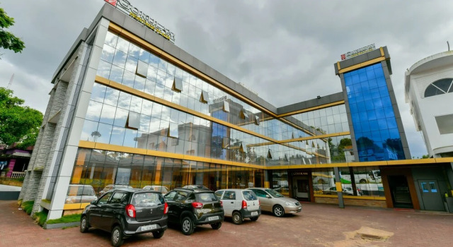 OYO 22757 Gokulam Heritage Plaza, Забронировать Отель Отели Колагаппара 3 звезды, 3*