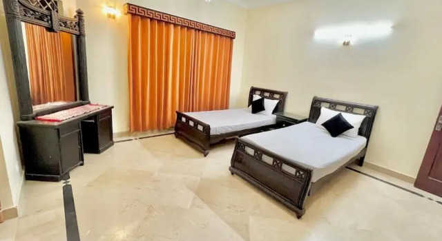 Step Inn Guest House