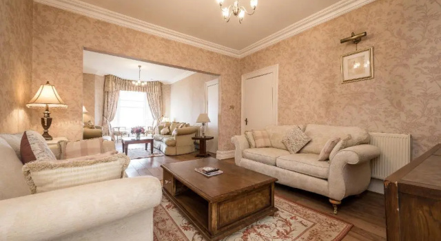 Pier View House, Book Hotel Blackpool Lancashire