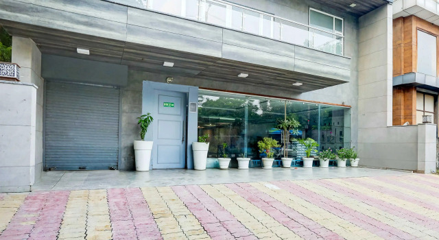 Townhouse Oak Iskcon Temple Rohini