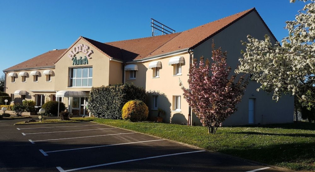 Logis Hotel Altina, Забронировать Отель Отели Верхней Нормандия с парковкой, Парковка