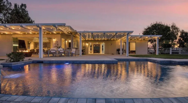 Коттедж Summit Ranch by Avantstay Infinity Pool + Views