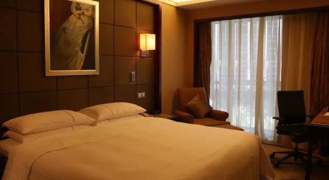 Двухместный люкс Executive Sheraton Shenzhen Futian Hotel
