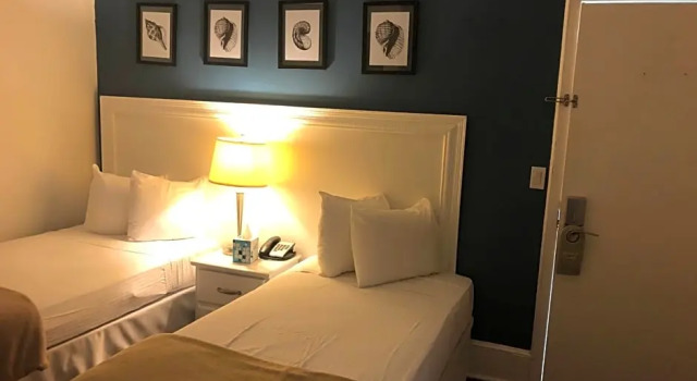 Номер Standard Long Beach Hotel