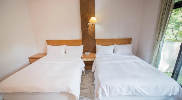 Hu Shan Hot Spring Hotel