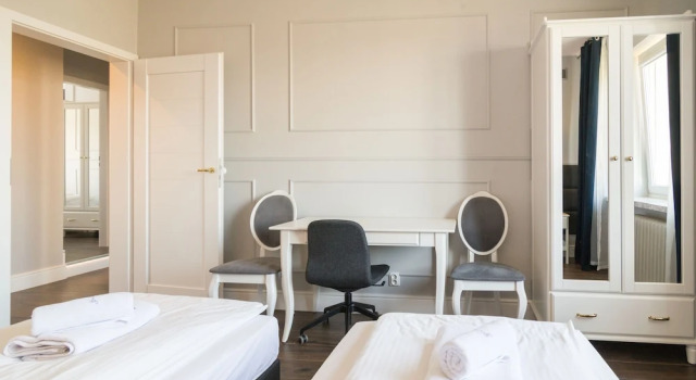 Апартаменты Executive 3 Bedroom Apartament by Your F