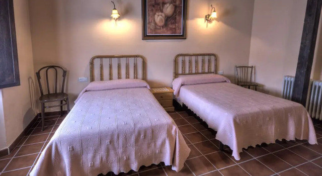 Casa Tia Emilia, Prenota Hotel Hotel a Estremadura con parcheggio, Parcheggio