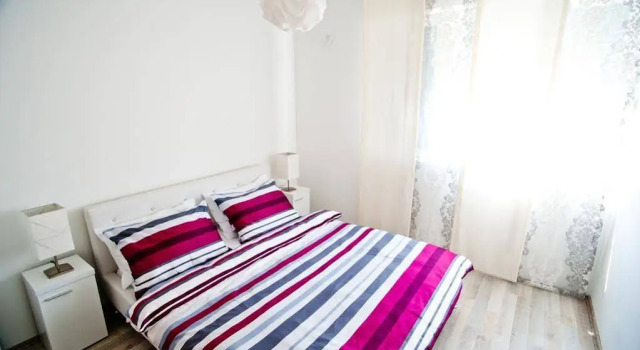 Split Mari Apartment, Prenota Appartamento Splitska 