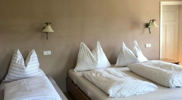 (C) Zimmer in einem Bauernhaus, Réserver Hôtel Anif Flachgau