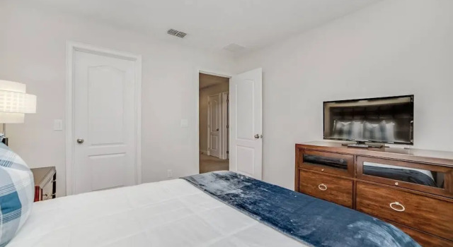 Вилла Spacious 4BD Town Home With Private Patio - Near Disney Parks AND Golf #8127