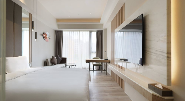 Klasický Dvoulůžkový s manželskou postelí pokoj a výhledem na město Gamalan Star Hotel