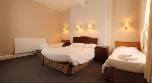Семейный номер Standard The Esplanade Hotel