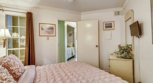 Victorian 3112 - 1 Br Condo
