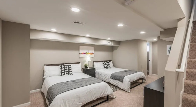 Коттедж Beautiful 3br/2ba House with cozy backyard by CozySuites