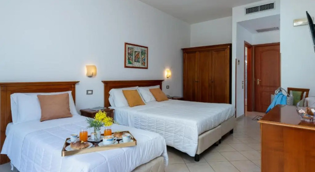 Номер Standard Helios Hotel