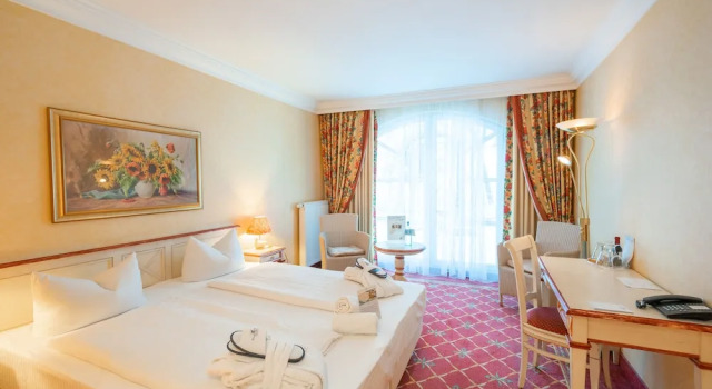 Двухместный номер Comfort с балконом и с видом на озеро Rugard Thermal Strandhotel