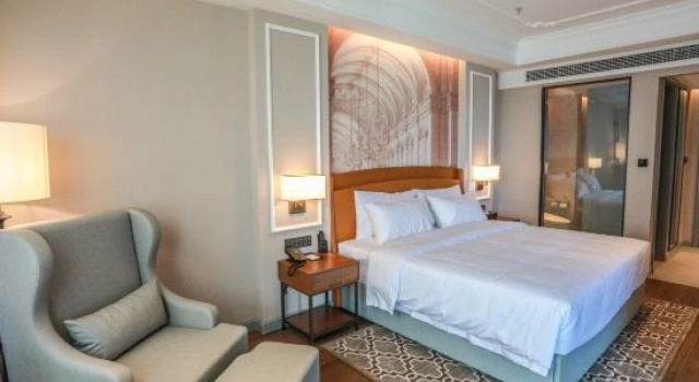 Люкс Deluxe Vienna International Hotel