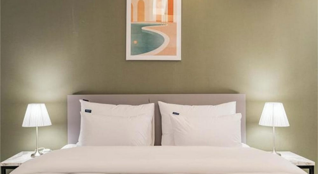 Page 9 Hotel