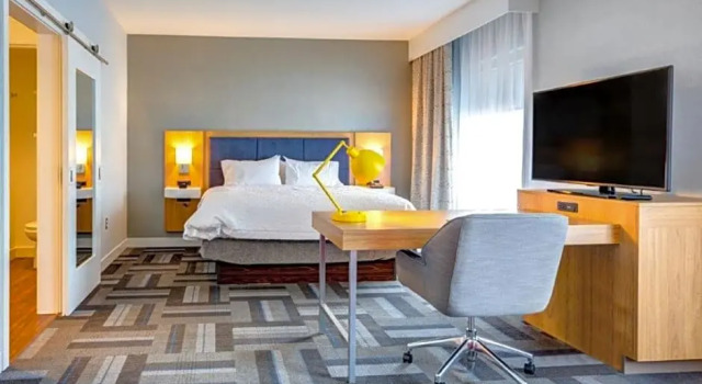 Двухместный люкс Hampton Inn & Suites Boston/Waltham