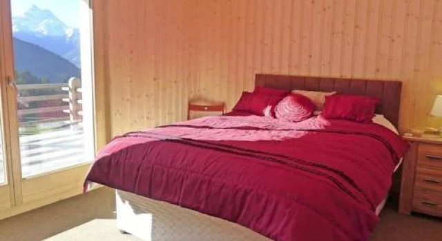Chalet Chalet Double Rouge, Забронировать Шале Грион 