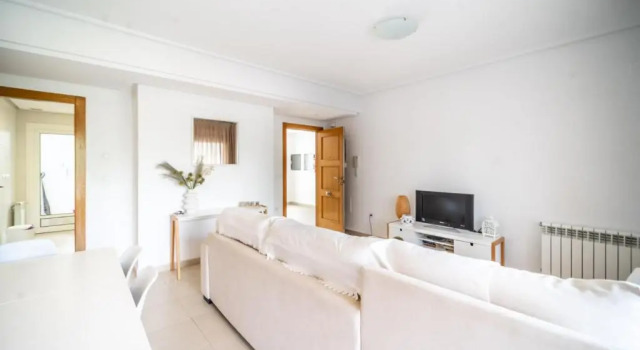 Bright Apartment with Pool Views - BA811, Varaa Huoneisto Roldan Murcia
