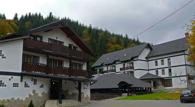 Memory, Rezervovat Hotel 3hvězdičkové hotely v Suceava, 3*