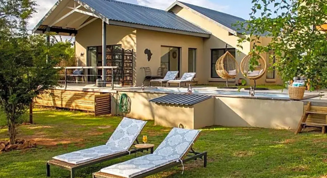 Номер Superior Rafiki Bush Lodge