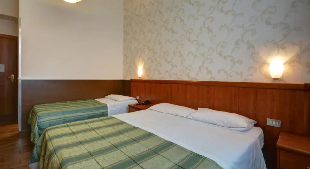 Hotel Universo
