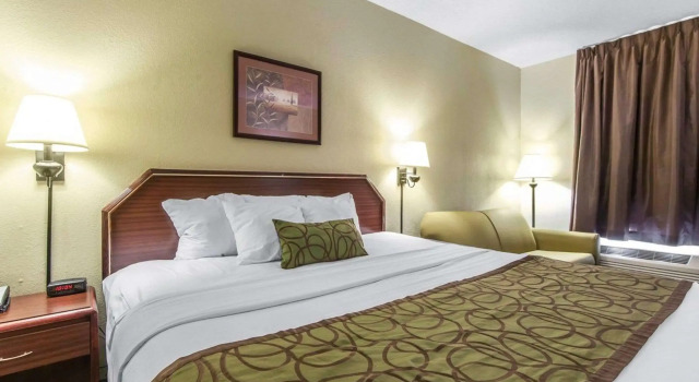 Двухместный номер Standard Quality Inn Johnson City near Downtown