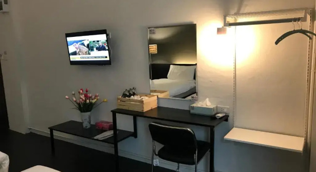 Трёхместный номер Standard Shane Hotel