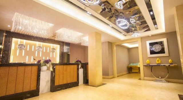 Guilin Kunlong Hotel, Book Hotel Hoteller i Lingui med parkering, Parkering