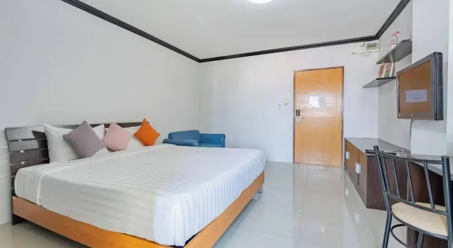 One Residence Navanakorn, Rezervovat Hotel Hotely v Pathumthani Province s bazénem, Bazén