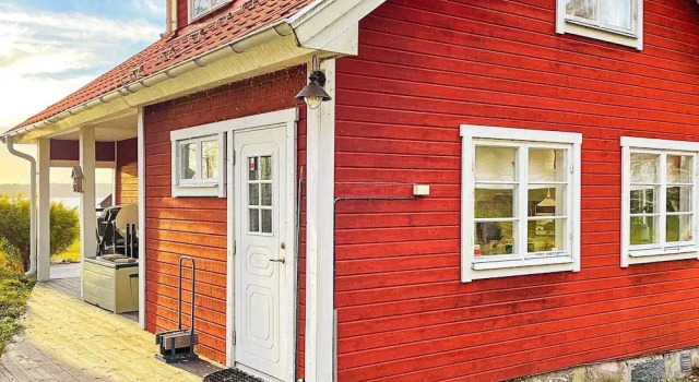 5 Person Holiday Home in Bjorko-by Traum, Varaa Lomakoti Björkö Tukholma